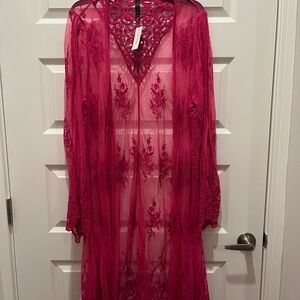 MARINA Floral 🩷Lace Robe - Fuchsia